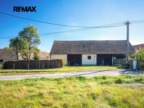 Prodej stavebního pozemku 4065 m²