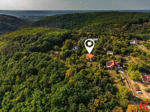 Prodej stavebního pozemku 1924 m²