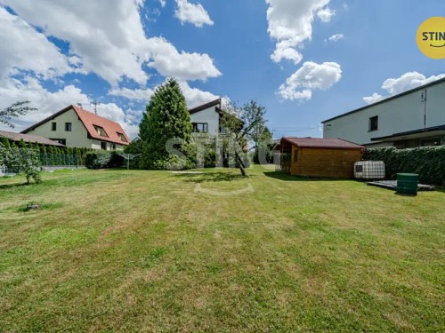Prodej vily 300 m², pozemek 1197 m²