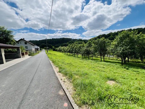 Prodej stavebního pozemku 668 m²