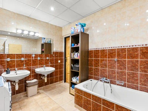 Prodej domu 180 m², pozemek 812 m²