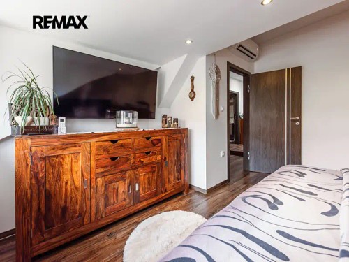 Prodej domu 208 m², pozemek 592 m²