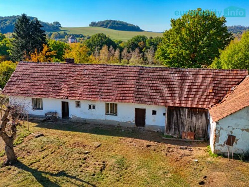 Prodej stavebního pozemku 3282 m²