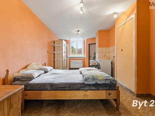 Prodej domu 330 m², pozemek 359 m²