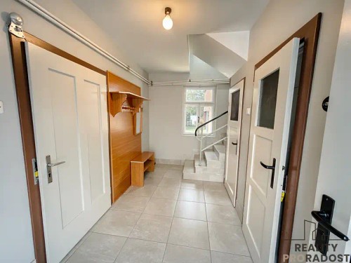 Prodej domu 270 m², pozemek 658 m²