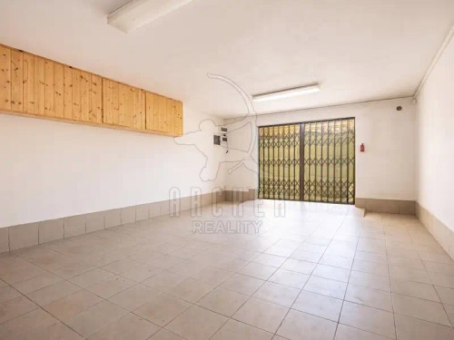 Prodej domu 330 m², pozemek 3732 m²