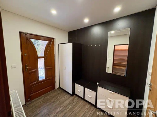 Prodej domu 245 m², pozemek 747 m²