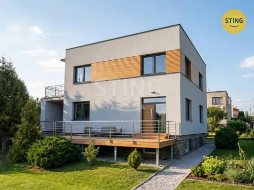 Prodej domu 260 m², pozemek 798 m²
