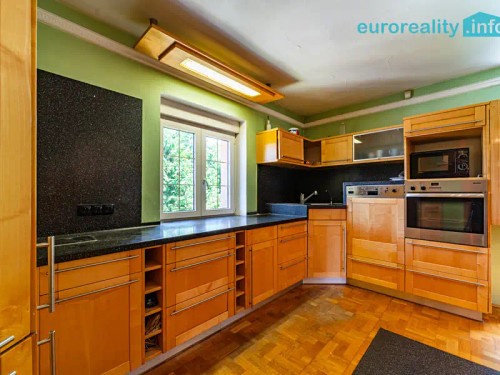 Prodej domu 210 m², pozemek 1068 m²