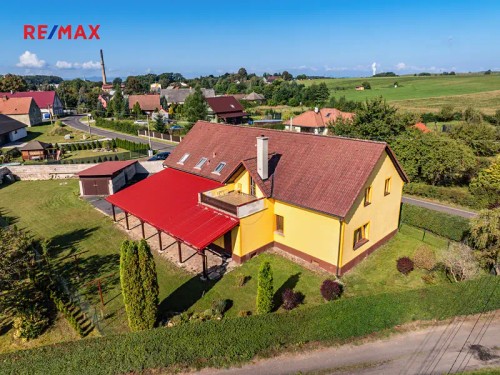 Prodej domu 361 m², pozemek 1335 m²