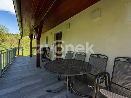 Prodej domu 258 m², pozemek 1107 m²