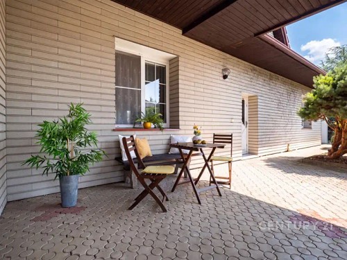 Prodej domu 380 m², pozemek 1998 m²
