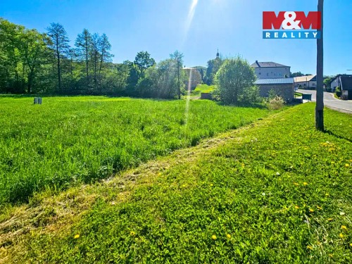 Prodej stavebního pozemku 1000 m²