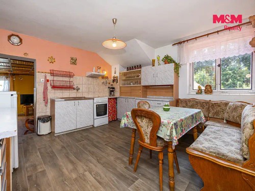 Prodej domu 194 m², pozemek 6657 m²