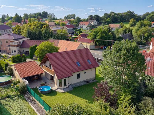 Prodej domu 190 m², pozemek 974 m²
