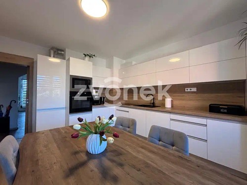 Prodej bytu 3+1 99 m²