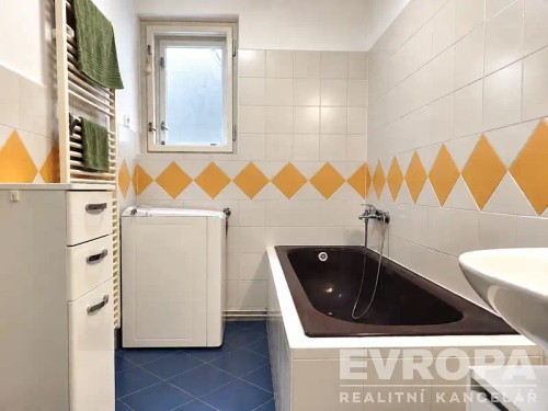 Prodej bytu 2+kk 60 m²