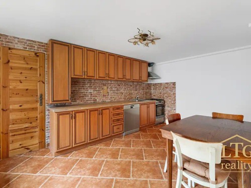 Prodej domu 197 m², pozemek 808 m²