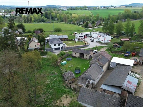 Prodej stavebního pozemku 890 m²