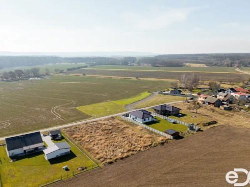 Prodej stavebního pozemku 1136 m²