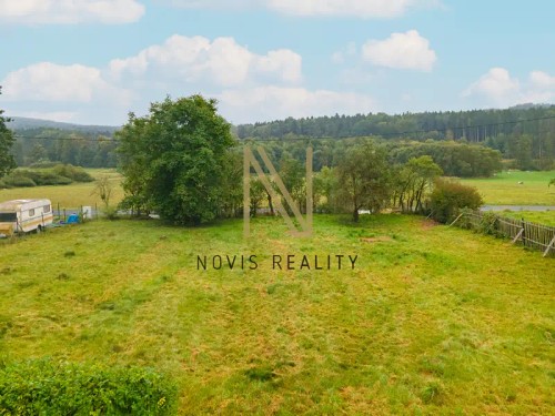 Prodej stavebního pozemku 1100 m²