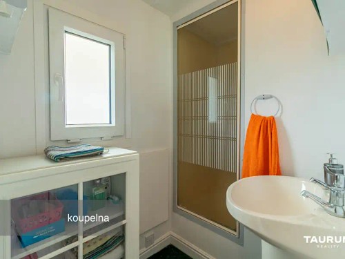 Prodej stavebního pozemku 2561 m²