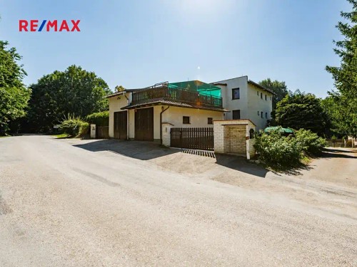 Prodej domu 290 m², pozemek 1221 m²