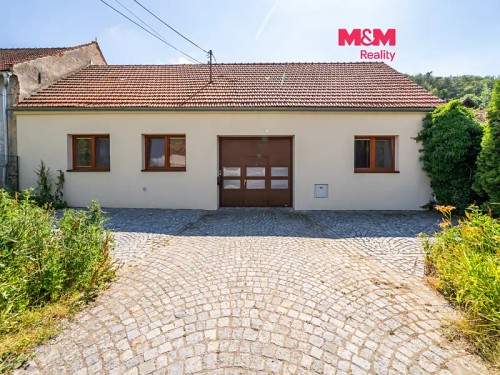 Prodej domu 105 m², pozemek 1904 m²
