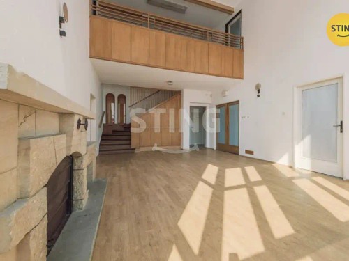 Prodej vily 591 m², pozemek 660 m²