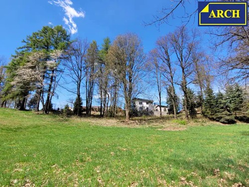 Prodej stavebního pozemku 1255 m²