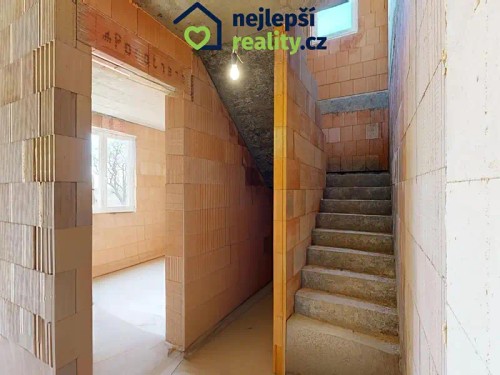 Prodej domu 288 m², pozemek 843 m²