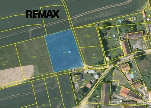 Prodej stavebního pozemku 2501 m²