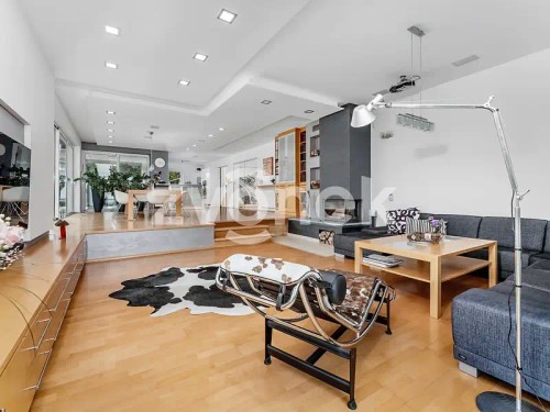 Prodej vily 479 m², pozemek 1503 m²