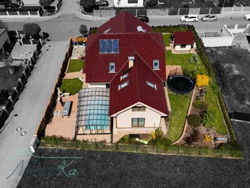 Prodej domu 392 m², pozemek 973 m²