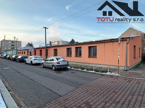 Prodej stavebního pozemku 3530 m²