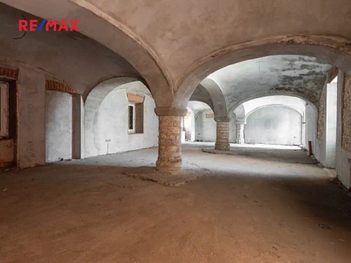 Prodej domu 665 m², pozemek 671 m²