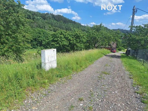 Prodej stavebního pozemku 2318 m²