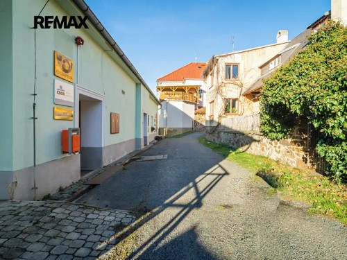 Prodej domu 560 m², pozemek 887 m²