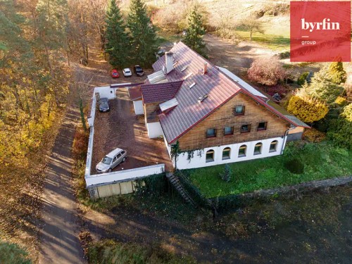 Prodej chaty 820 m², pozemek 356 m²