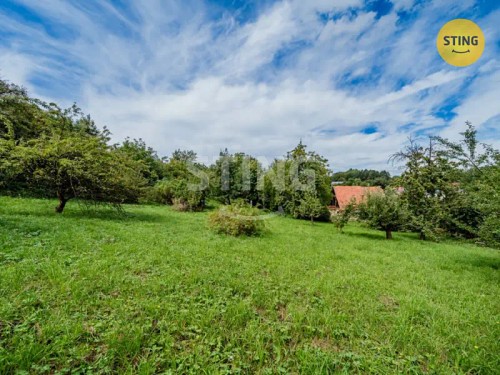 Prodej stavebního pozemku 6183 m²