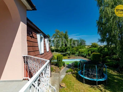 Prodej vily 407 m², pozemek 1880 m²
