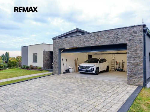 Prodej domu 207 m², pozemek 1576 m²