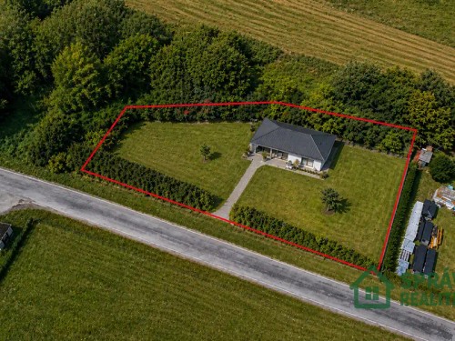 Prodej stavebního pozemku 1840 m²