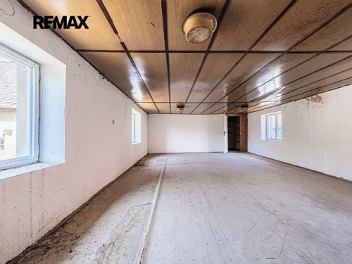 Prodej domu 400 m², pozemek 6191 m²