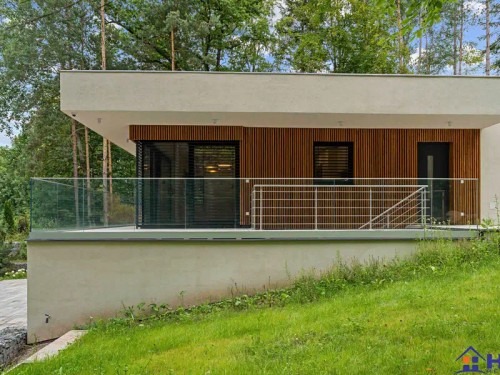 Prodej vily 265 m², pozemek 1811 m²