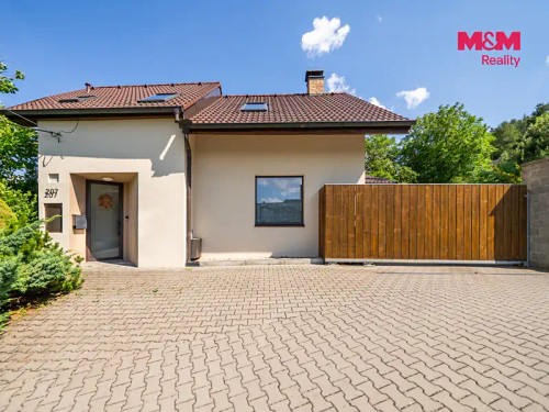 Prodej domu 275 m², pozemek 3832 m²
