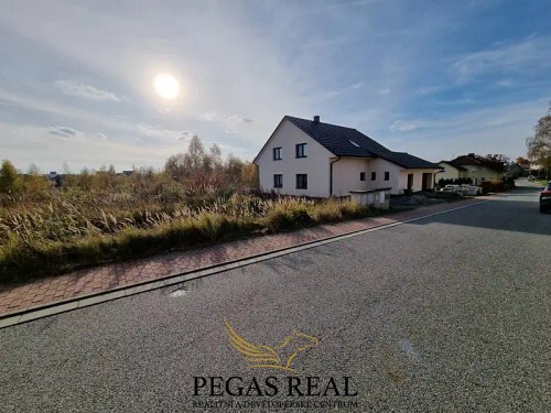 Prodej stavebního pozemku 2689 m²