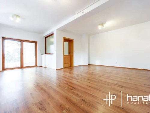 Prodej domu 259 m², pozemek 2016 m²
