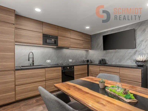 Prodej domu 350 m², pozemek 770 m²