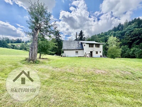 Prodej domu 220 m², pozemek 3984 m²